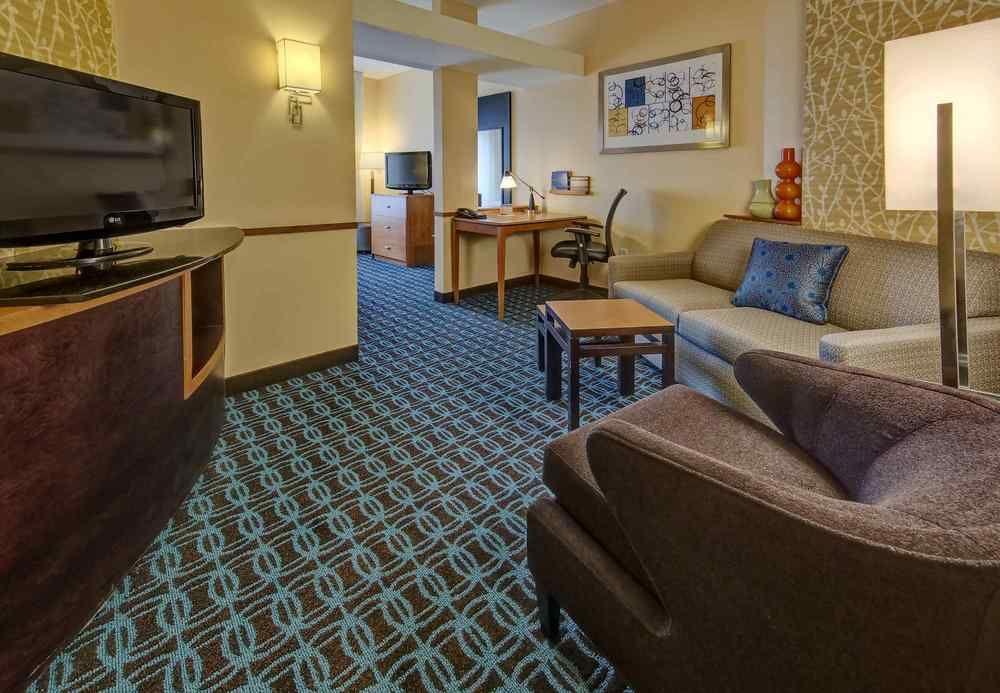 Fairfield Inn And Suites By Marriott Weatherford Экстерьер фото